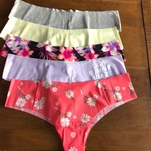 PINK Victoria’s Secret 5 Pack No Show Thongs